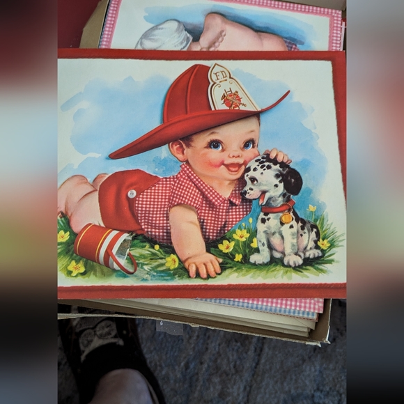 Guys and Gals Oversized assorted cards - Picture 15 of 16